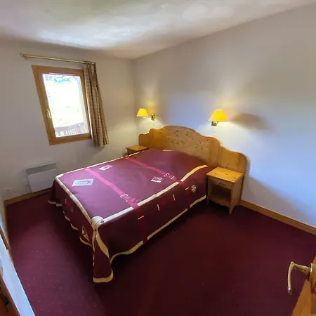 Lagrange Aspen 4*
